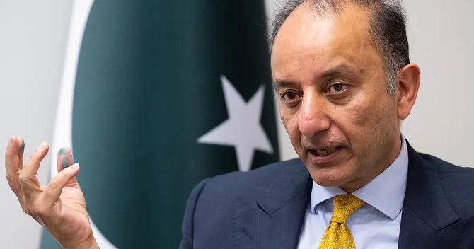 Pakistanlı nazir: Təbii resursların birləşdirilməsi qlobal enerji transformasiyasına yol aça bilər