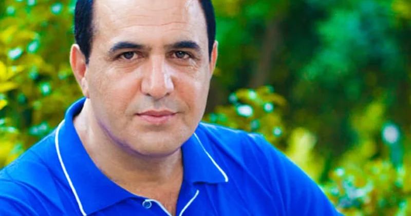 Manaf Ağayevdən sonrakı “mirni müğənnimiz” Saffari yazır…
