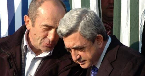 Ermənistan parlamentində Köçəryan və Sarkisyan İTTİHAM OLUNDU