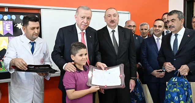Prezidentlər Kahramanmaraşdakı Heydər Əliyev adına məktəbdə... Video