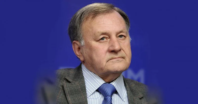 Rusiyalı politoloq: Əliyev çox ağıllıdır, möhtəşəm siyasi məktəbi var