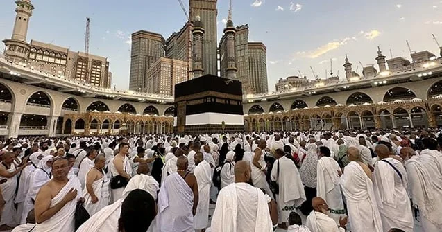 Müharibəyə görə 12 mindən çox iranlı zəvvar geri dönə bilmir