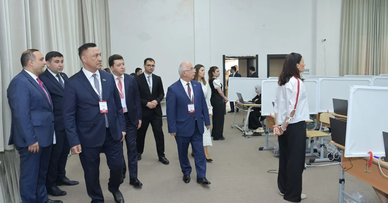 Deputatlar sertifikatlaşdırma imtahanını izləyiblər