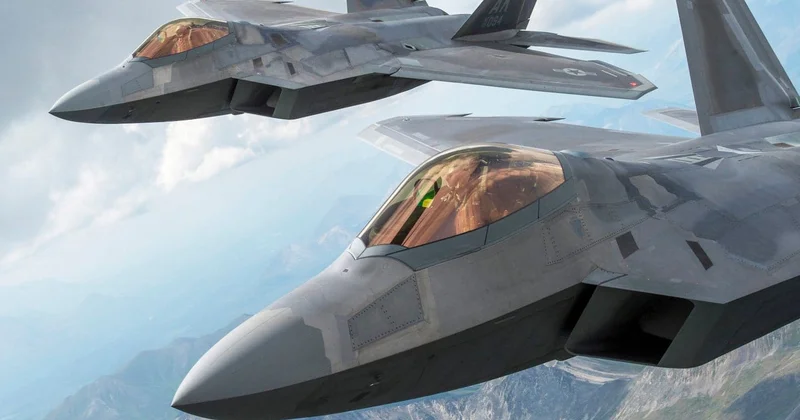 США перебросили на Ближний Восток истребители F 22