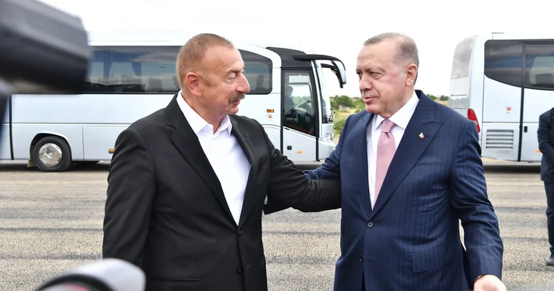 Əziz qardaşımla birlikdə iştirakım birliyimizin təzahürüdür