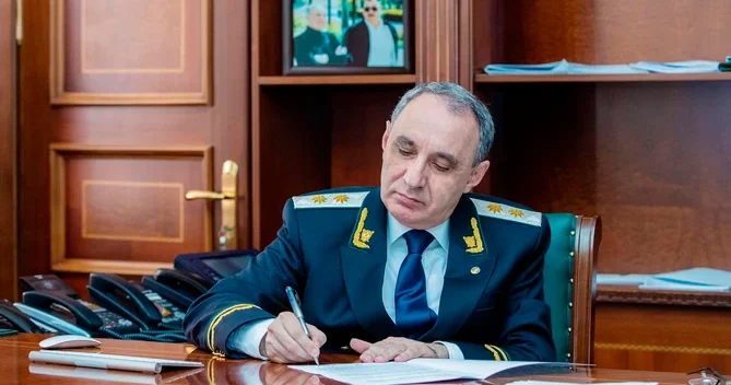 Baş Prokurorluğun idarə rəisi vəzifəsindən azad olunub