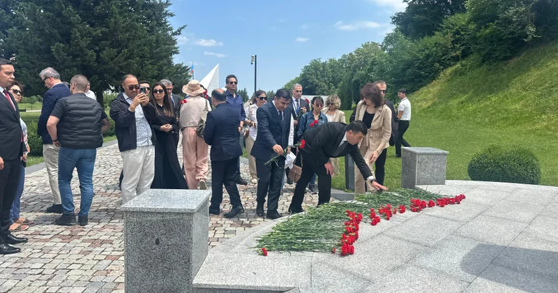 Ombudsmanların Beynəlxalq simpoziumunun iştirakçıları Quba Soyqırımı Memorial Kompleksini ziyarət ediblər