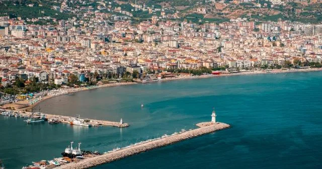 Türkiyə bu il də rus turistlər üçün əsas cazibəli olaraq qalır...