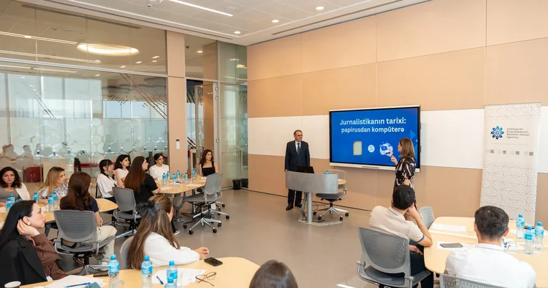 Azərbaycan mətbuat tarixi və Media etikası mövzularında seminarlara başlanılıb FOTOLAR