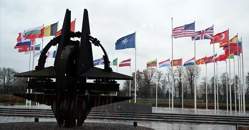 Dünyanın taleyini həll etmək üçün 6 dəqiqə: NATO son 20 ilin ən qısa sammitini keçirəcək