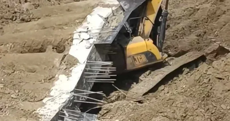 “RR Constructions” MTK nın tikinti ərazisində uçqun Video