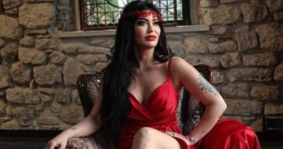 Dilan Polatın şəxsi mühafizəçisi güllələnib Üç deyil, 7 gülə sıxılıb, yaxşı baxsınlar