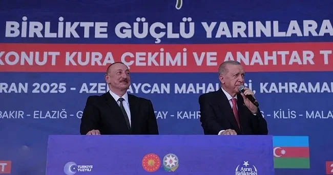 “Azərbaycan” məhəlləsi Qürur tablomuz RAKURS