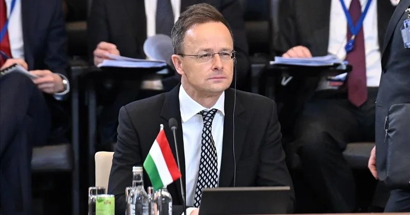 Siyarto: Macarıstan “Türk axını”ndan istifadə edəcək