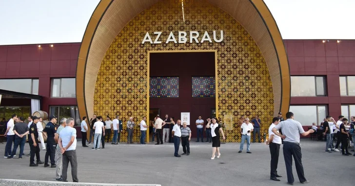 Российский суд встал на сторону AzAbrau в споре о товарном знаке Shirvan