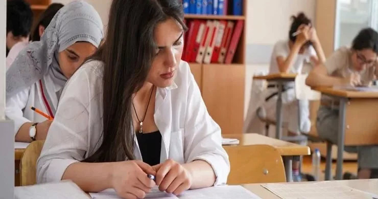 Abituriyentlərin ən çox 0 bal yığdıqları FƏNLƏR