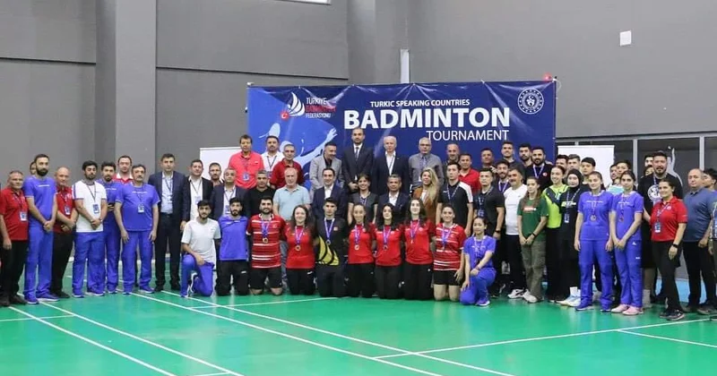 Azərbaycan badmintonçuları Türkiyədə 9 medal qazandılar