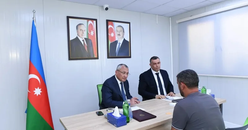 Rövşən Rzayev Kəlbəcərdə vətəndaşları qəbul etdi FOTO