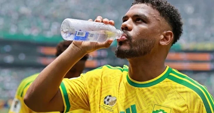 Dünya çempionatında “su fasilə”ləri futbol uduzur, reklam udur