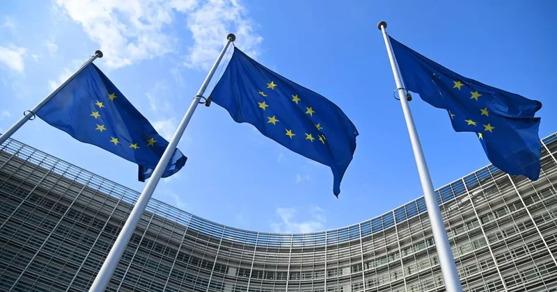 Politico: Страны ЕС призвали ускорить создание центров для мигрантов в третьих странах