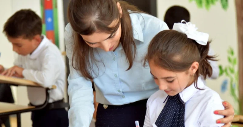 Hikmət Əlizadə: Müəllim bu peşənin möhtəşəmliyini əks etdirən geyimdə olmalıdır