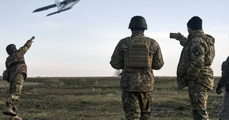 Ukrayna ordusu Mosvkaya növbəti kütləvi dron hücumu başlatdı VİDEO