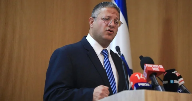 Fransa İsraili Livandakı hücumlara görə tənqid etdi