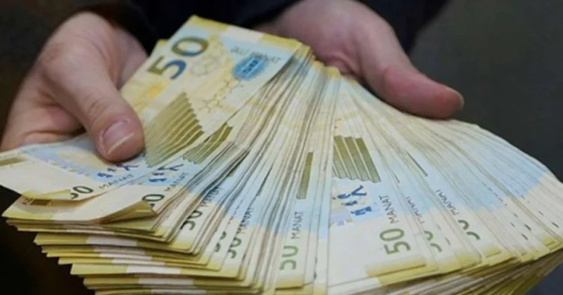 Xarici borcun az və ya çox olması: Hansı daha uyğundur?