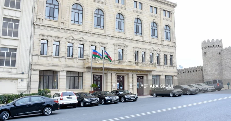 Konstitusiya Məhkəməsi borc müqaviləsinə dair parlamentə tövsiyə ünvanlayıb