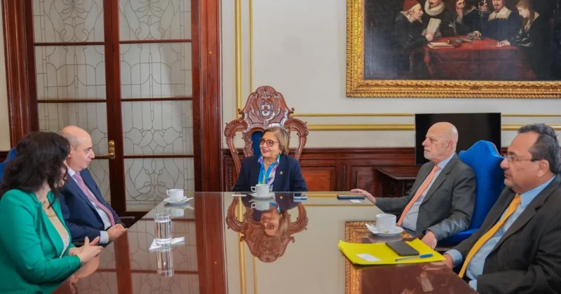 Lima və Bakı mədəni əlaqələri gücləndirir: Metropoliten Muzeyinə xalça hədiyyə ediləcək