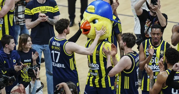 Fənərbaxça çempion! Ardıcıl 3 cü dəfə