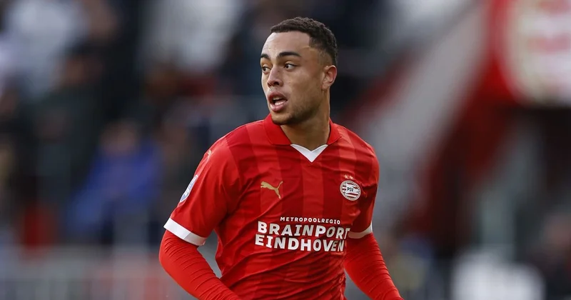 PSV “Barselona”dan onu aldı