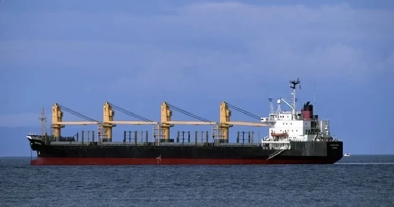 Украина обвинила Россию в атаке на гражданские суда в Черном море