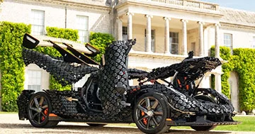 Tam ölçülü Lego hiperkar modeli saatda 111 km sürətə çatdı...