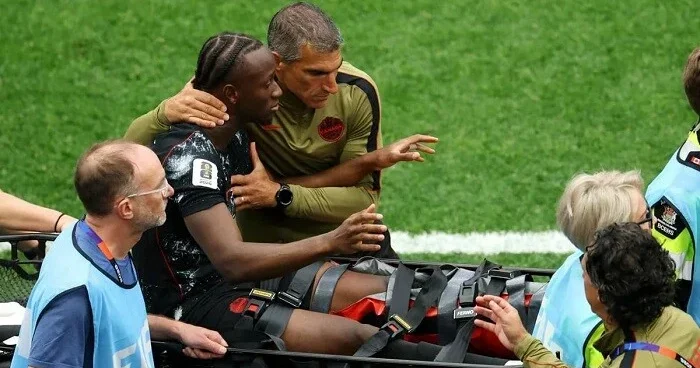 DÇ 2026: Məşhur futbolçunun ayağı sındı Video