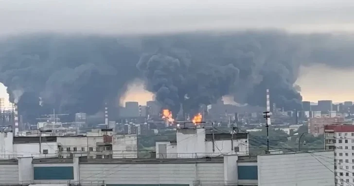 В Кремле заявили, что удары БПЛА по столице России не прекращаются