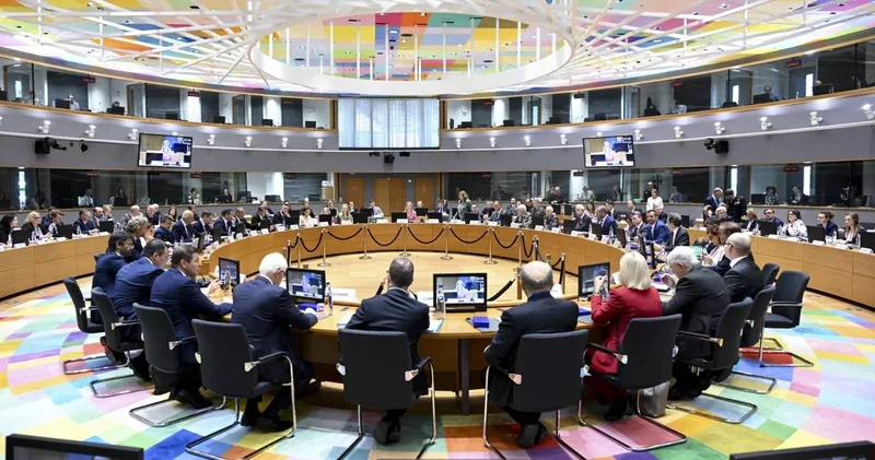 Евросовет единогласно подтвердил поддержку Украины