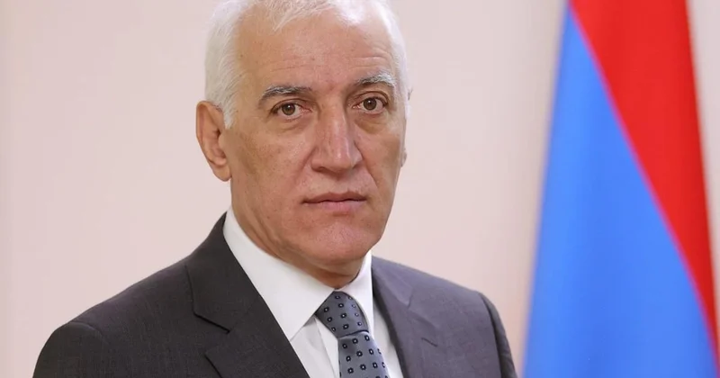Ermənistan prezidenti dəyişməyi nəzərdən keçirir