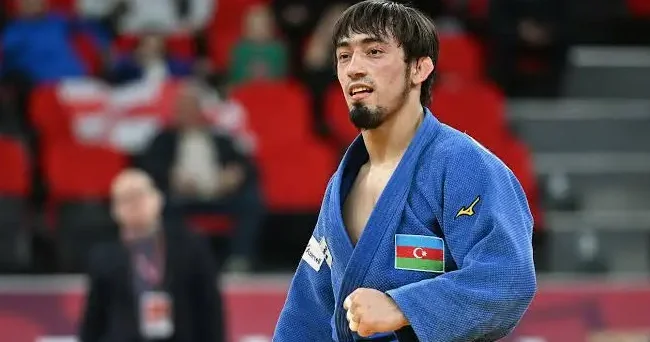 Böyük Dəbilqə : Balabəy Monqolustanda çempion oldu