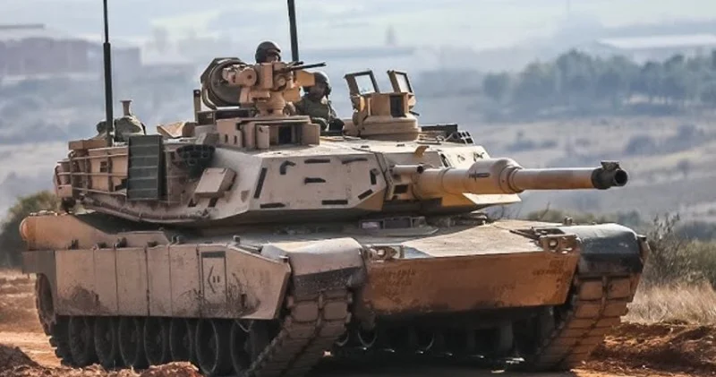 Avstraliya Ukraynaya “Abrams” tanklarının əksəriyyətini verdi