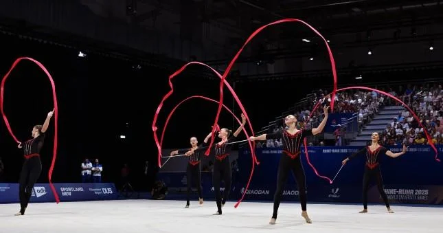 Gimnastlardan növbəti