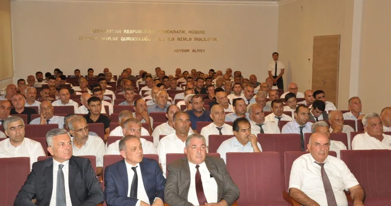 Biləsuvarda su ehtiyatlarından səmərəli istifadə ilə bağlı tədbir keçirilib