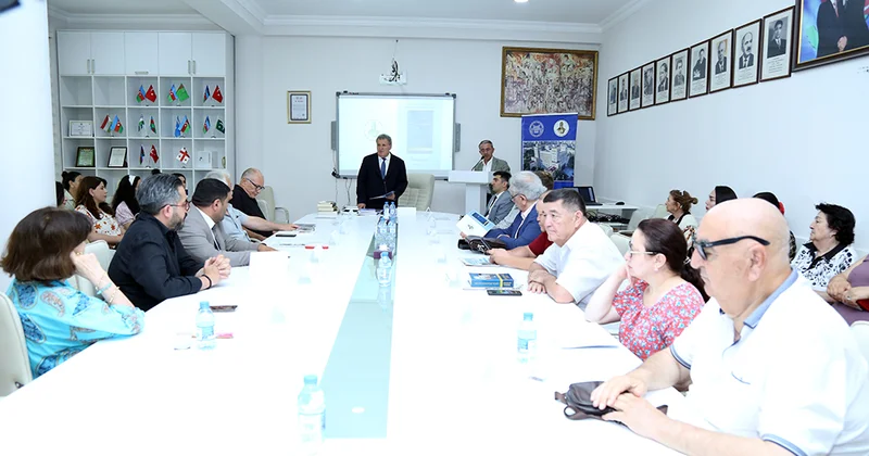 Ədəbiyyat İnstitutunda dünya şairlərinin iştirakı ilə “Şuşaya salam” adlı tədbir keçirilib