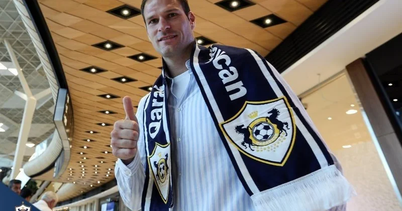 Qarabağ ın keçmiş qapıçısı Lester yolunda