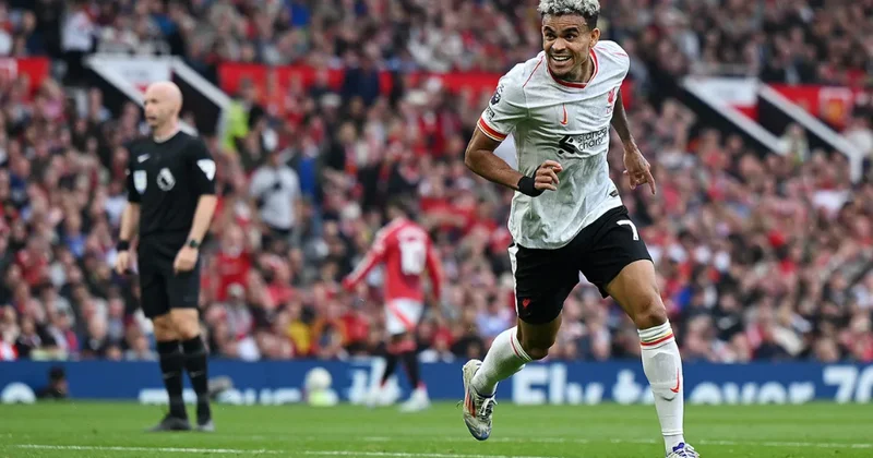 “Liverpul”un futbolçusu “Bavariya”da oynamaq istəyir