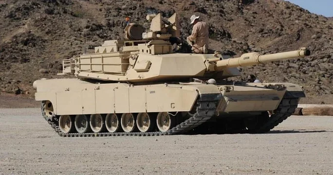 Австралия передала Украине десятки танков Abrams
