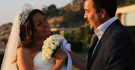Safura 2013 cü ildə keçirilən toyundan görüntülər paylaşdı
