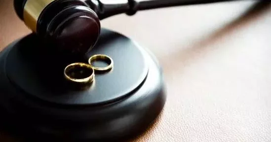 Boşanmadan sonra kredit borcunu kim ödəməlidir?