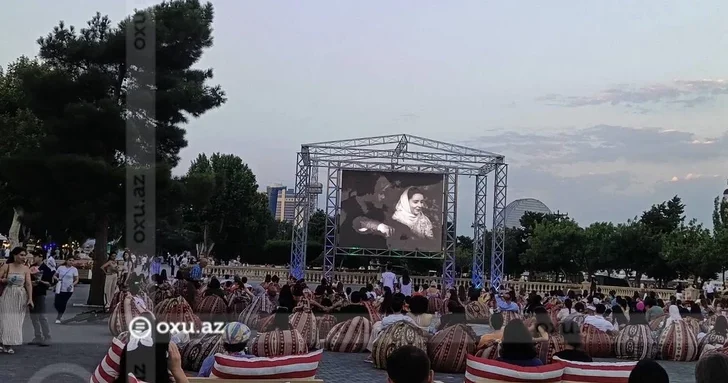 Стартовал проект Bulvarda kino axşamı