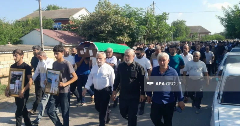 В Лянкяране похоронили капитана судна, атакованного у Одессы ФОТО